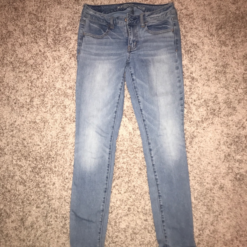 Gently worn American Eagle jeans - size 4 short